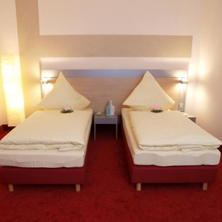 Zierenberg Gaestehaus Catherine מראה חיצוני תמונה